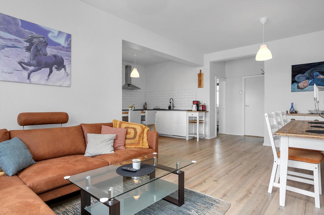 V53 Lovely 2 Bedroom Apartment In Reykjavik Bagian luar foto